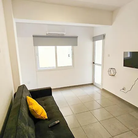 Heaven Apartment, 150m From Chabad Lubavitch Apartmán