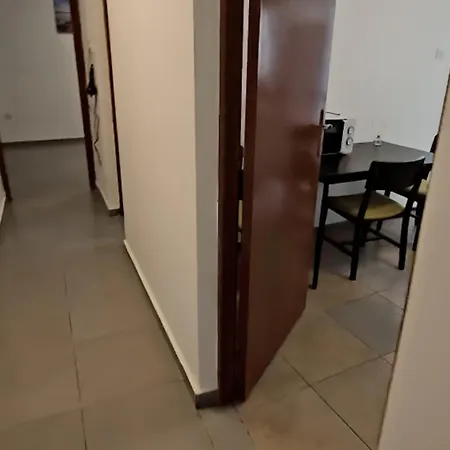 Heaven Apartment, 150m From Chabad Lubavitch Appartement Larnaca